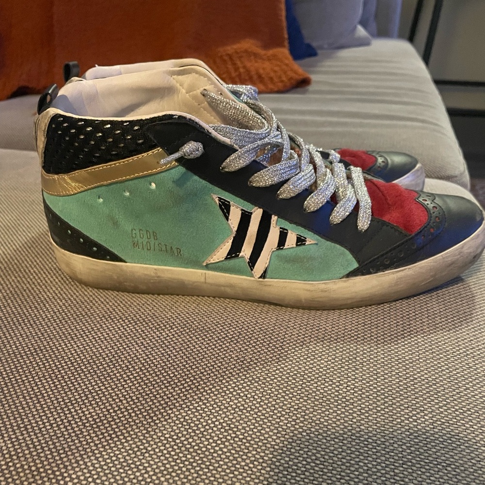 LIKE NEW GOLDEN GOOSE MIDSTAR